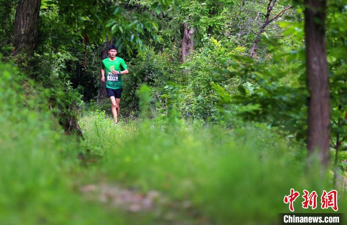 甘肃徽县山地挑战赛激活唐诗古道千名跑友领略
