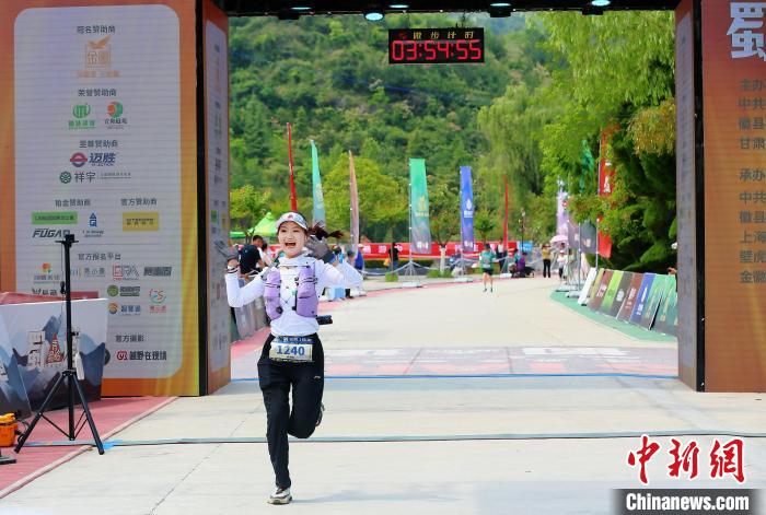 甘肃徽县山地挑战赛激活唐诗古道千名跑友领略