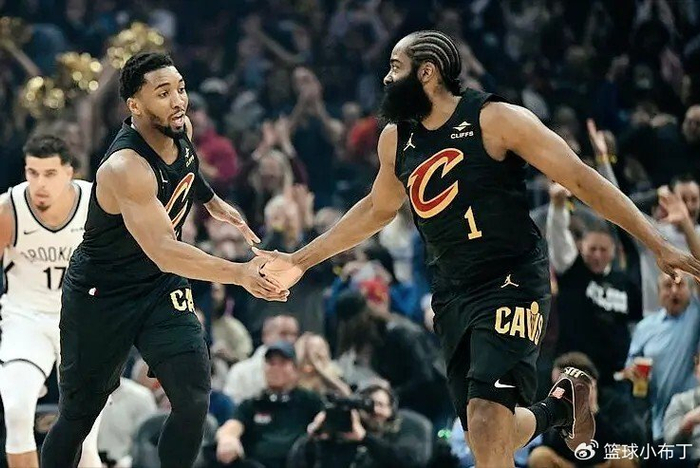 哈登17年季后赛全勤纪录刷新联盟历史标准