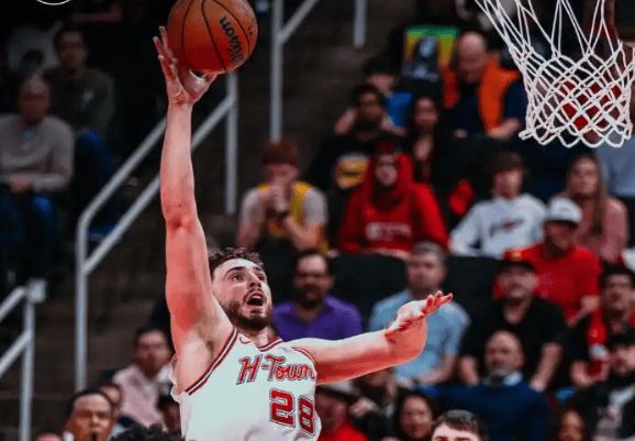 火箭双杀雄鹿终结季后赛希望